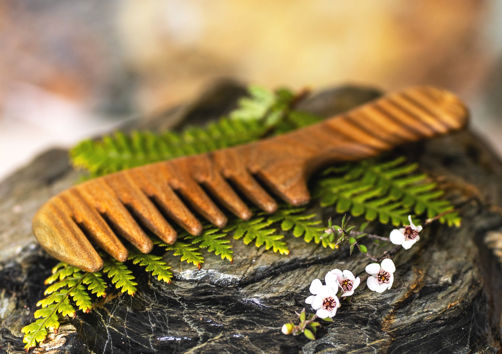 Sandalwood Wide Toothed Comb-NZ Native Oils Ltd