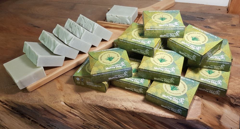 Harakeke and Cucumber Organic Soap with Wooden Soap Tray-NZ Native Oils Ltd