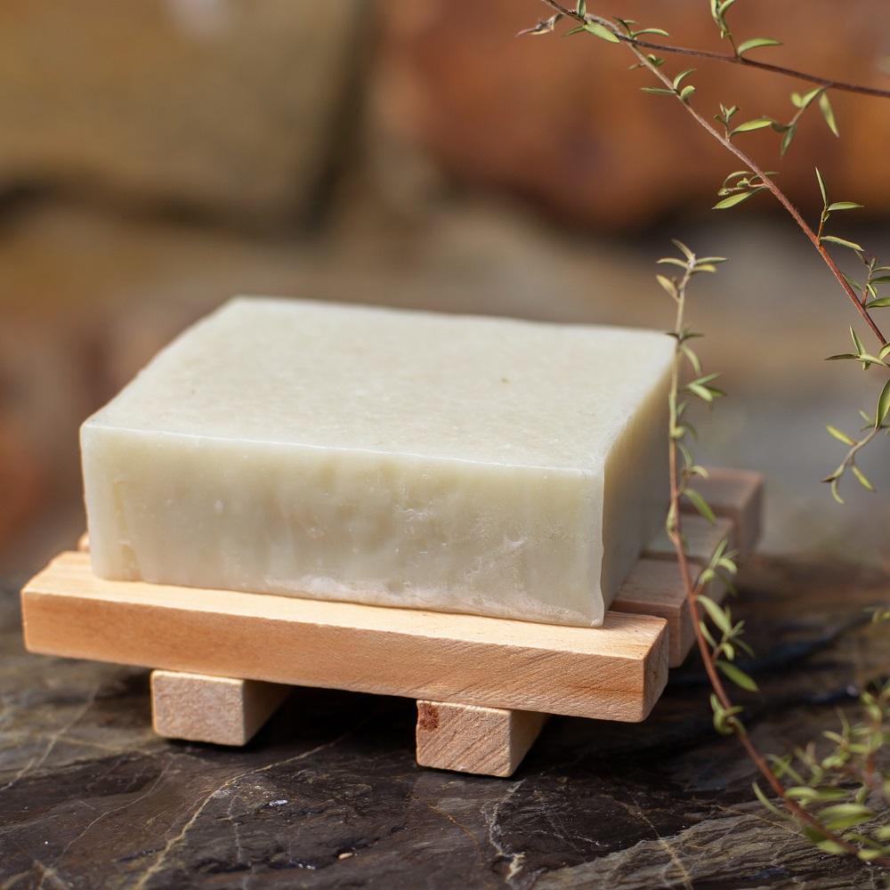 Harakeke and Cucumber Organic Soap with Wooden Soap Tray-NZ Native Oils Ltd