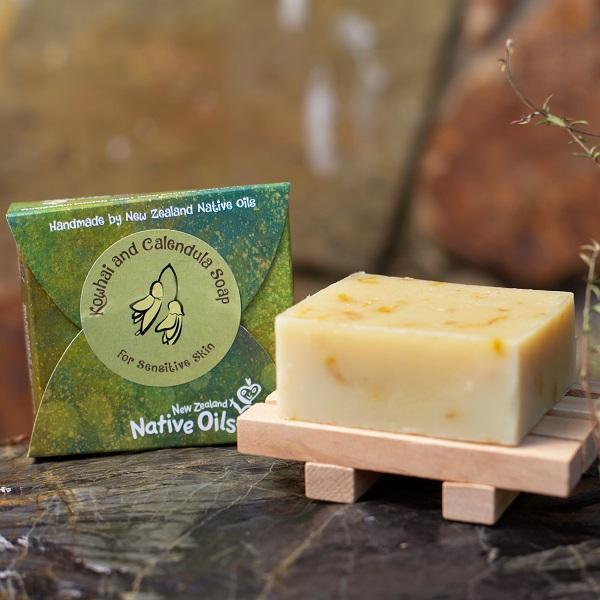 Kowhai and Calendula Organic Soap with Wooden Soap Tray-NZ Native Oils Ltd