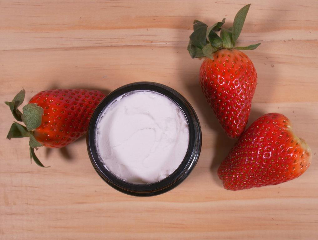 Strawberry Toothpaste-NZ Native Oils Ltd